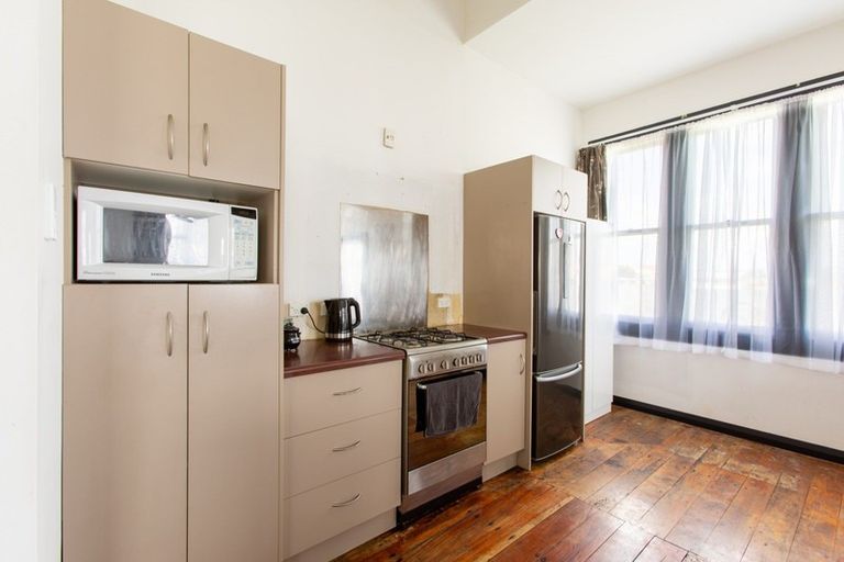 Photo of property in 170 High Street, Dannevirke, 4930