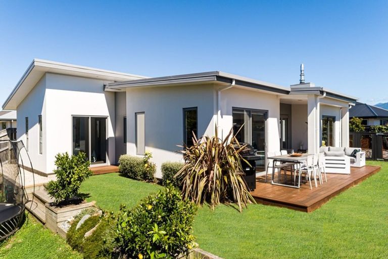 Photo of property in 7 Memorial Drive, Motueka, 7120