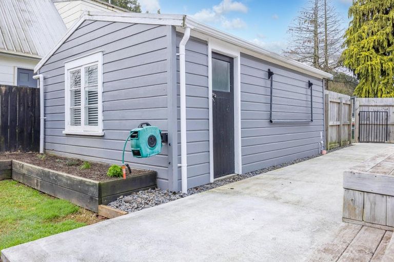 Photo of property in 28 Walsh Street, Forest Lake, Hamilton, 3200