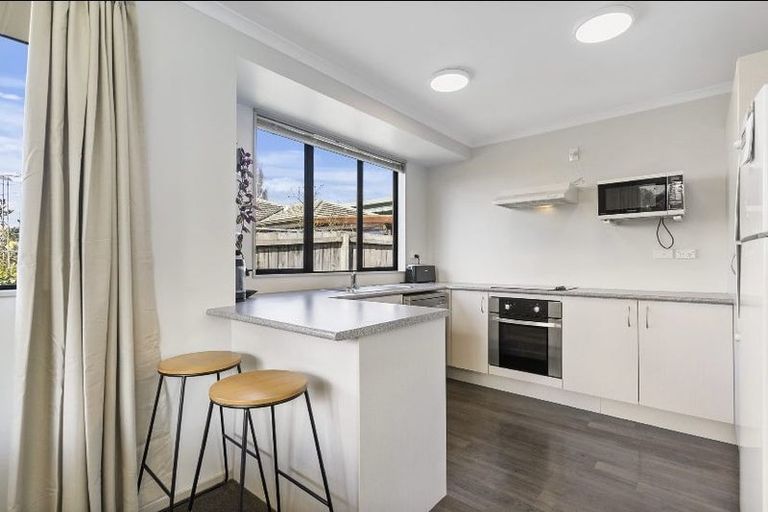 Photo of property in 169a Colwill Road, Massey, Auckland, 0614