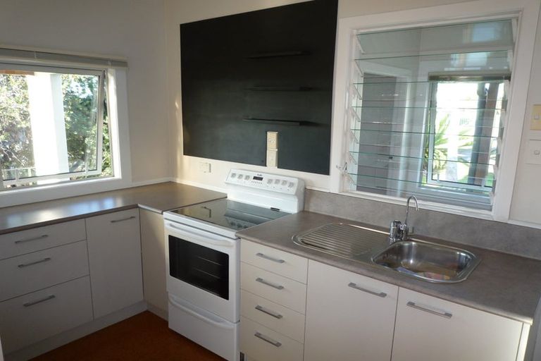 Photo of property in 44 Rawhiti Road, Manly, Whangaparaoa, 0930