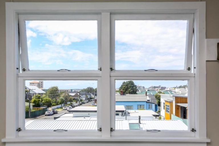 Photo of property in 7/53 Young Street, New Plymouth, 4310