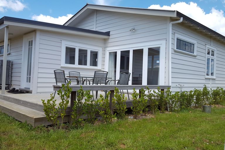 Photo of property in 38 Jellicoe Avenue, Tuakau, 2121
