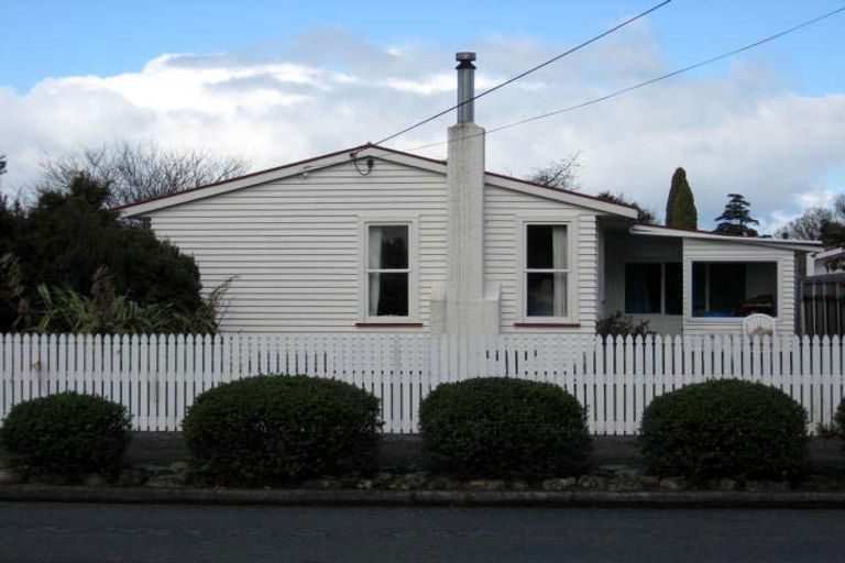 Photo of property in 9 York Street, Solway, Masterton, 5810