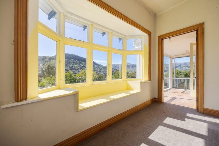 Photo of property in 12 Ticehurst Road, Lyttelton, 8082