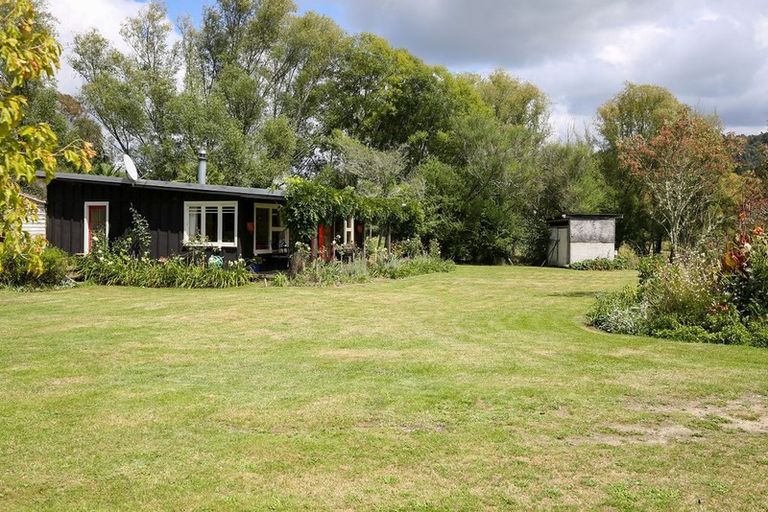 Photo of property in 538 Waiwhero Road, Ngatimoti, Upper Moutere, 7175