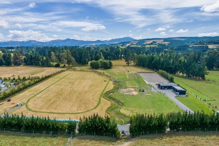 Photo of property in 265 Loburn Whiterock Road, Loburn, Rangiora, 7472