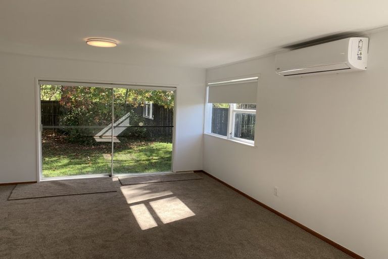 Photo of property in 46 Castleford Street, Green Bay, Auckland, 0604