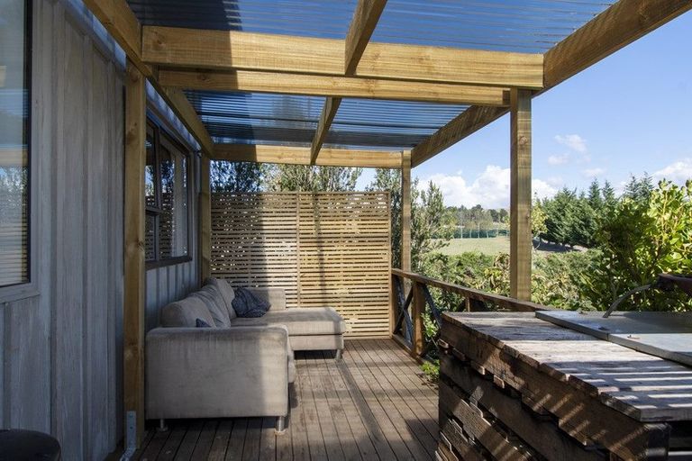 Photo of property in 35 Mclew Road, Inch Valley, Palmerston, 9483