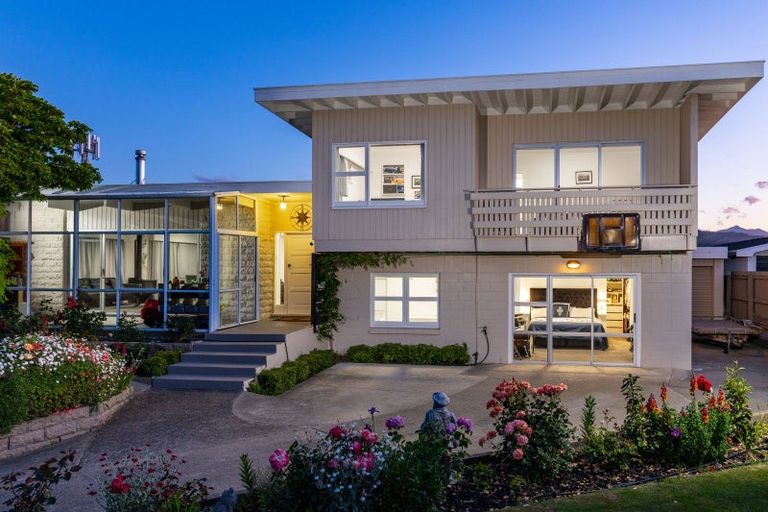 Photo of property in 8 Newbourne Crescent, Redwoodtown, Blenheim, 7201