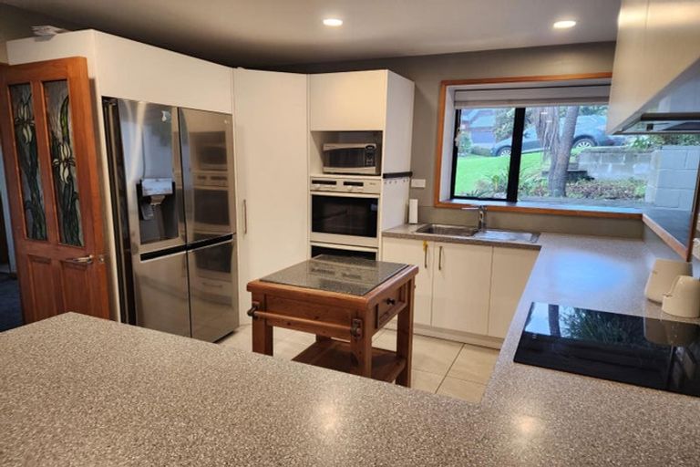 Photo of property in 9 Janice Place, Mount Pleasant, Christchurch, 8081