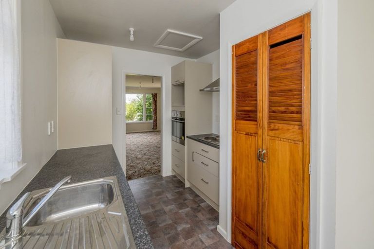 Photo of property in 34 Quinn Road, Levin, 5510