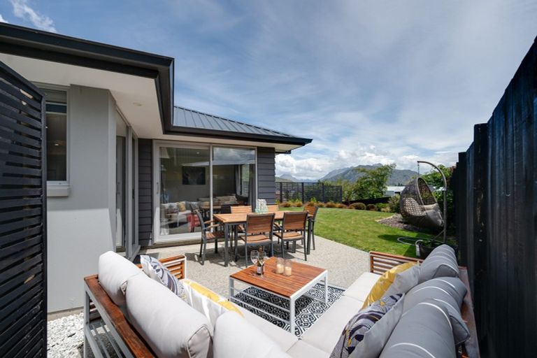 Photo of property in 42 Stalker Road, Lower Shotover, Queenstown, 9304