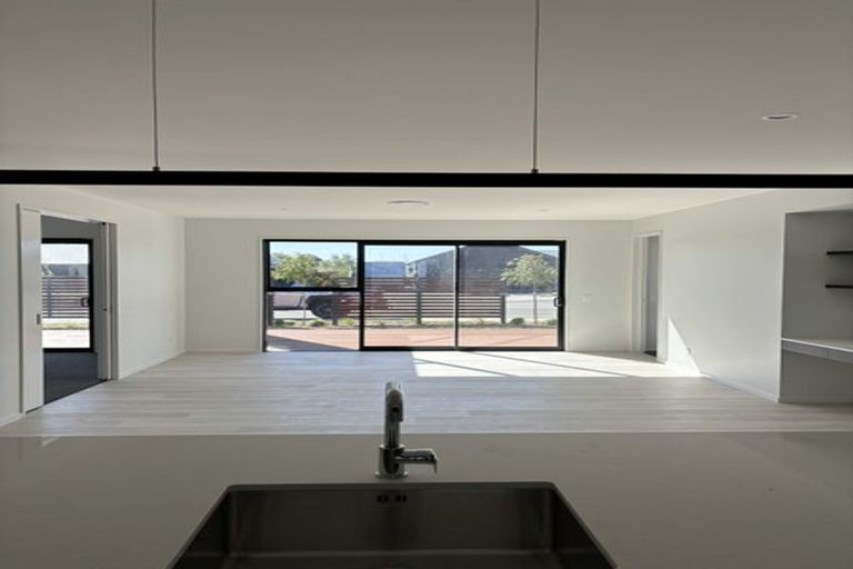 Photo of property in 1 Greenway Crescent, Hope, Richmond, 7020