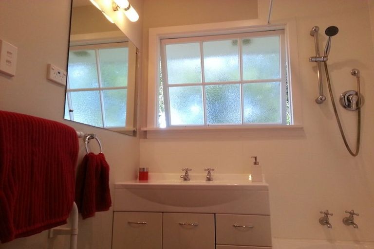 Photo of property in 278 Lake Terrace Road, Shirley, Christchurch, 8061