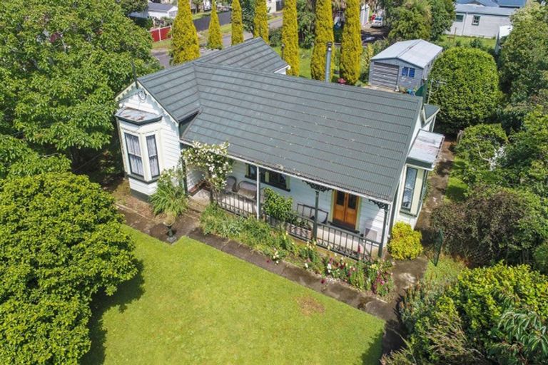 Photo of property in 17 Ormond Street, Woodville, 4920