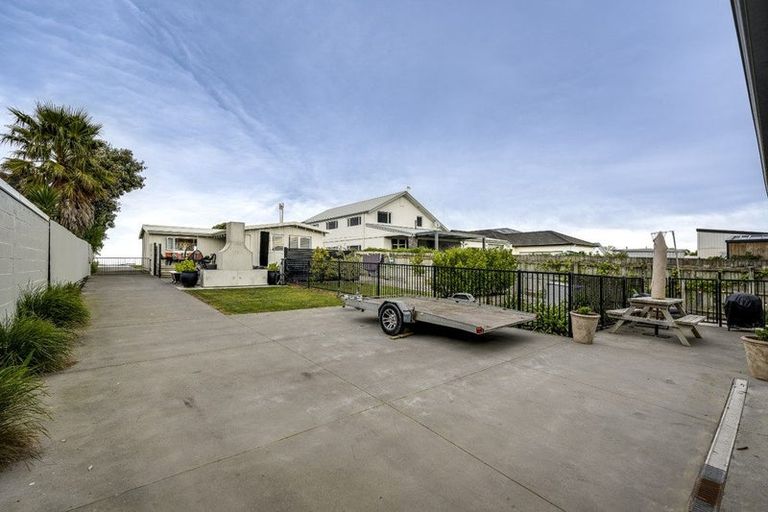Photo of property in 123 North Shore Road, Eskdale, Napier, 4182