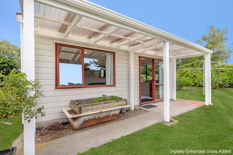 Photo of property in 21 Moore Avenue, Tawhero, Whanganui, 4501