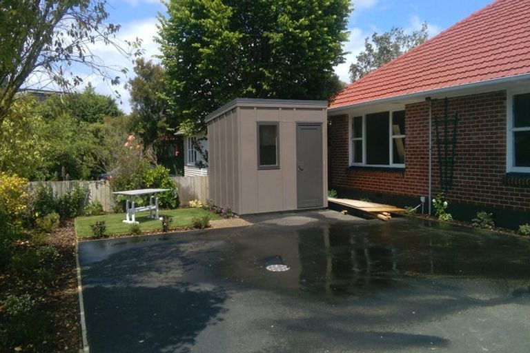 Photo of property in 48 Athol Terrace, Upper Riccarton, Christchurch, 8041