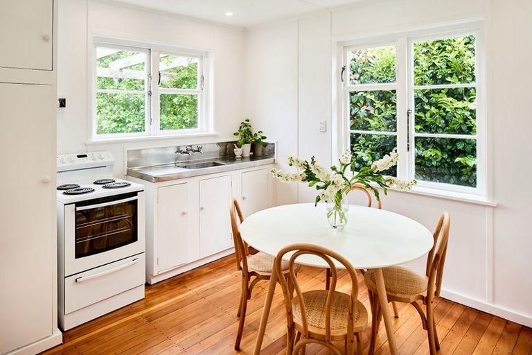 Photo of property in 9 Hunter Street, Taita, Lower Hutt, 5011