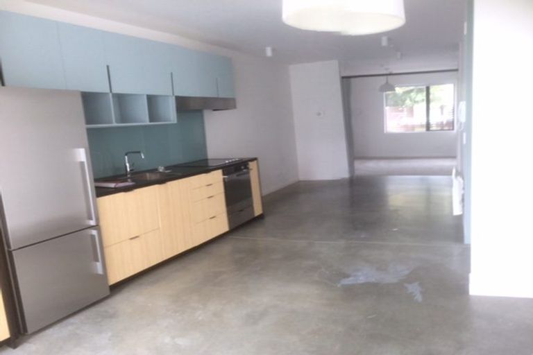 Photo of property in 76 Brougham Street, Mount Victoria, Wellington, 6011