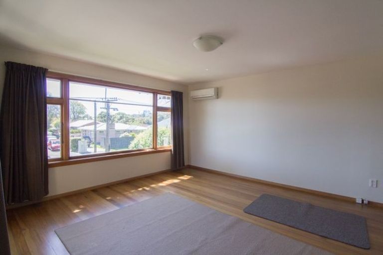 Photo of property in 208 Centaurus Road, Saint Martins, Christchurch, 8022