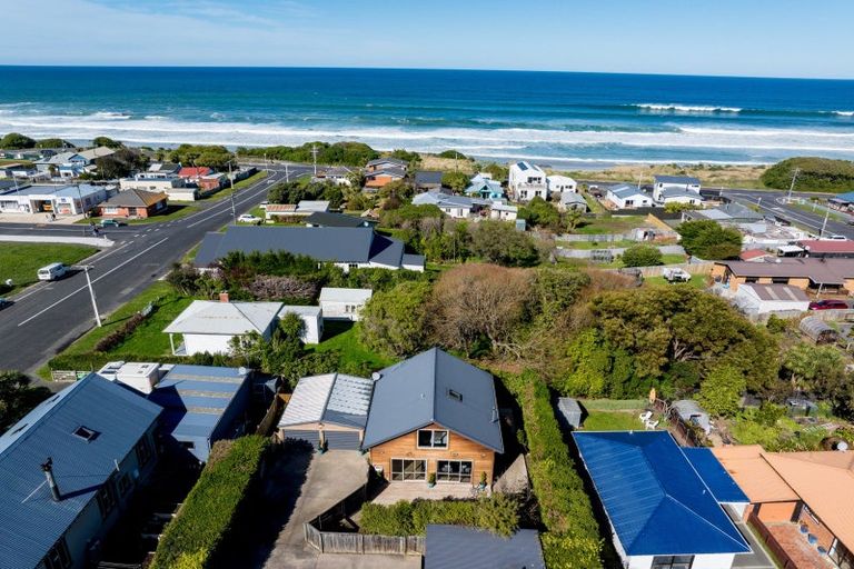 Photo of property in 8a Queen Street, Brighton, Dunedin, 9035