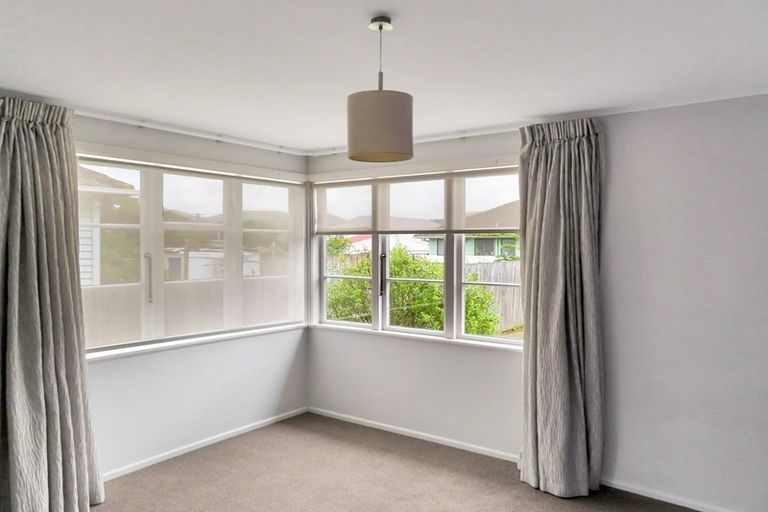 Photo of property in 23 Pilcher Crescent, Naenae, Lower Hutt, 5011