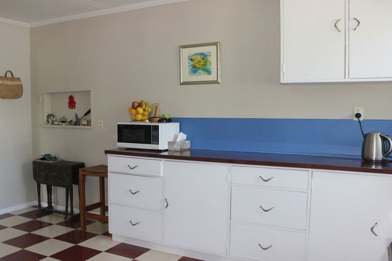 Photo of property in 75 Victoria Street, Carterton, 5713