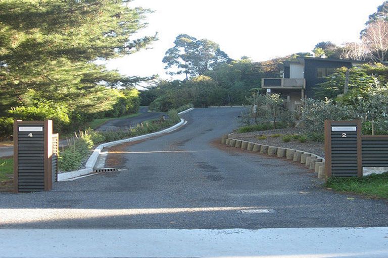 Photo of property in 4 Panorama Drive, Paraparaumu, 5032