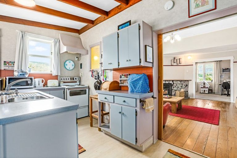 Photo of property in 9 Arawhata Street, Ranui, Porirua, 5024