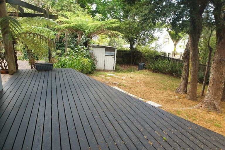 Photo of property in 20 Paulownia Place, Totara Heights, Auckland, 2105