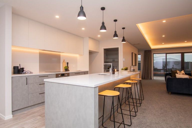 Photo of property in 18 Park Street, Winton, 9720