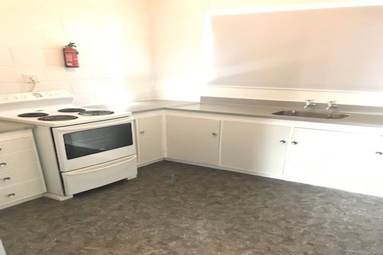 Photo of property in 46 Awamutu Grove, Waiwhetu, Lower Hutt, 5010