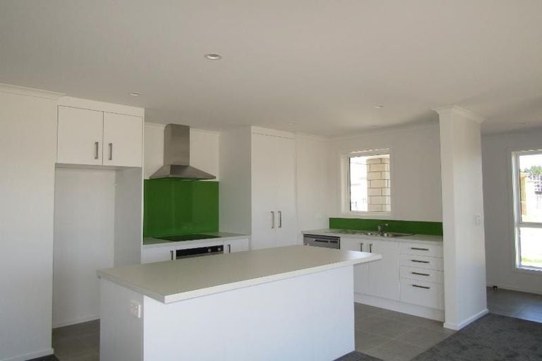 Photo of property in 35 Harakeke Drive, Wharewaka, Taupo, 3330