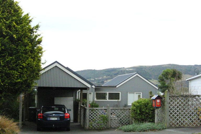 Photo of property in 9 Wharfdale Street, Macandrew Bay, Dunedin, 9014