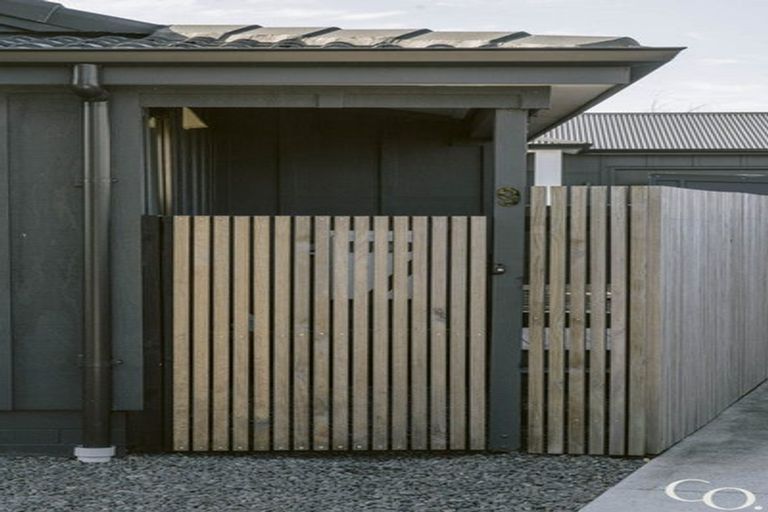Photo of property in 9 Ngarimu Place, Mount Maunganui, 3116