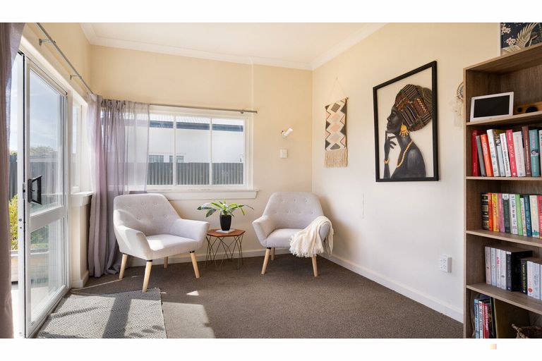 Photo of property in 19 Raymond Street, West End, Timaru, 7910