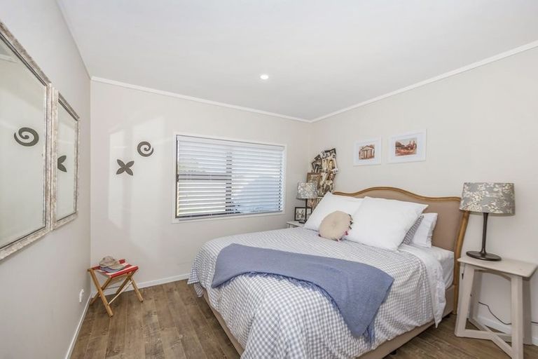 Photo of property in 24 Shegadeen Road, Wharehine, Wellsford, 0973