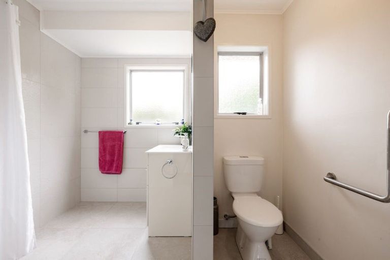 Photo of property in 218b Sandwich Road, St Andrews, Hamilton, 3200