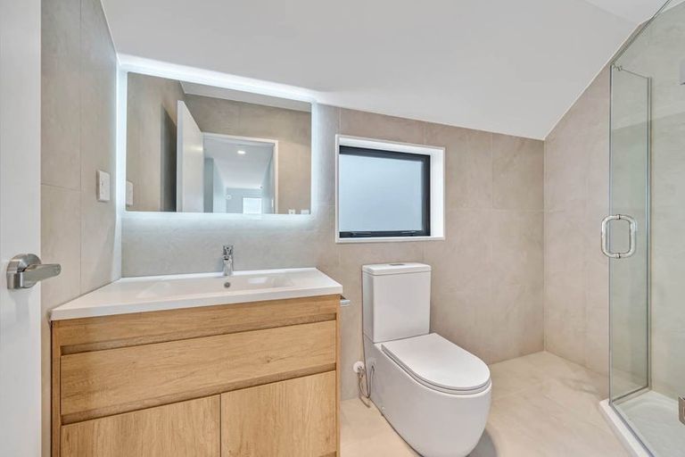 Photo of property in 20a Seine Road, Forrest Hill, Auckland, 0620