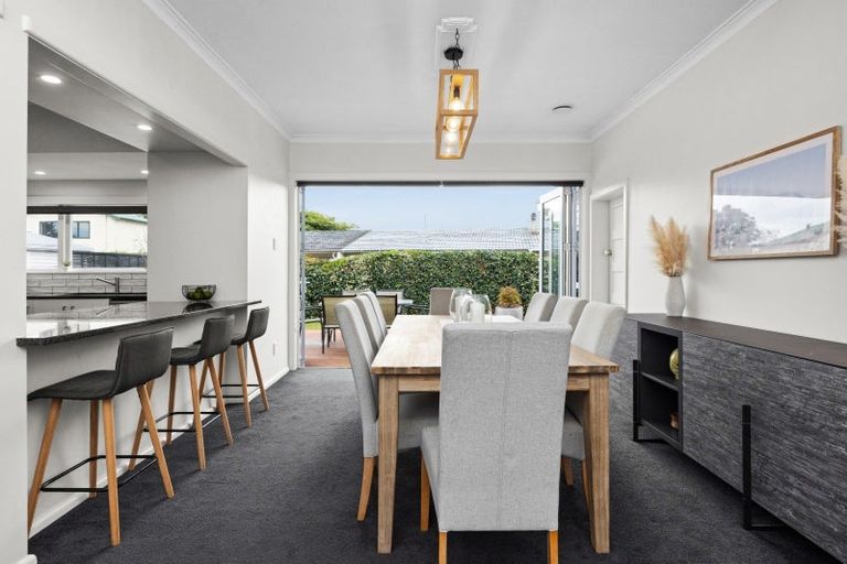 Photo of property in 100 Frimley Avenue, Frimley, Hastings, 4120