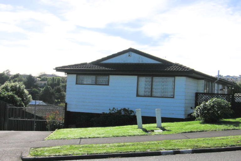 Photo of property in 32 Banyan Drive, Totara Heights, Auckland, 2105