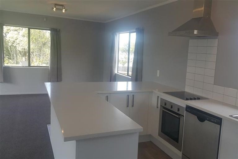 Photo of property in 1/86 Astley Avenue, New Lynn, Auckland, 0600