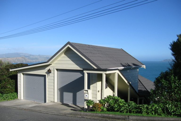Photo of property in 13 Ogilvy Terrace, Plimmerton, Porirua, 5026