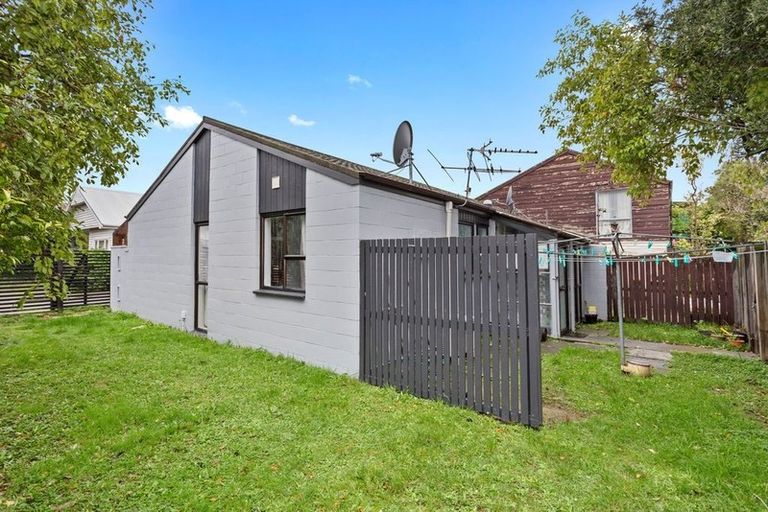 Photo of property in 1/136 Clarence Street, Riccarton, Christchurch, 8011