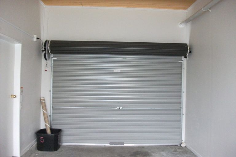 Photo of property in 5a Vella Street, Titahi Bay, Porirua, 5022