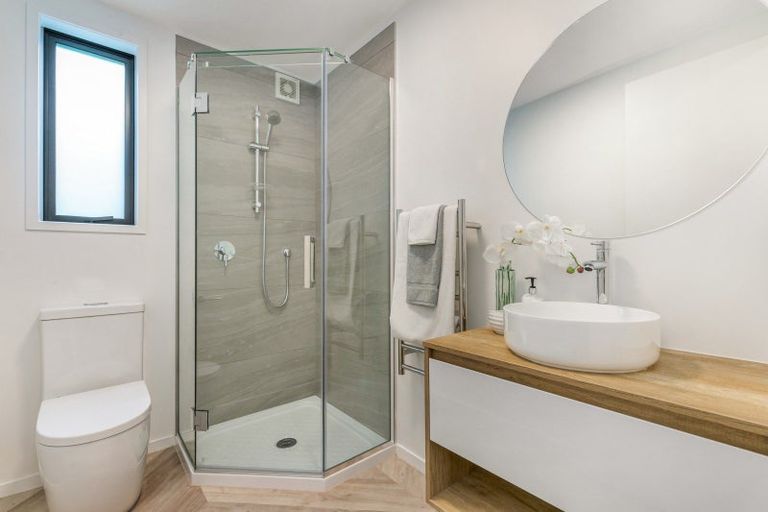 Photo of property in 4/8 Bennett Road, Pakuranga, Auckland, 2010