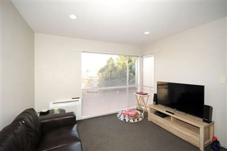 Photo of property in 4/27 Maxwell Street, Riccarton, Christchurch, 8041