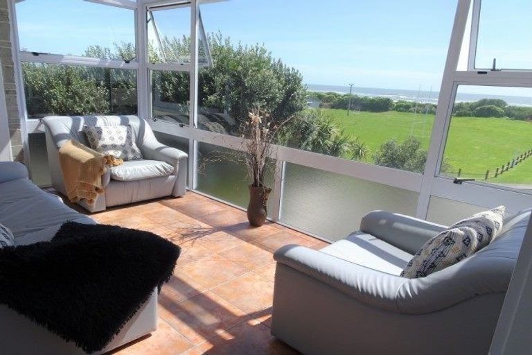 Photo of property in 11 Wilson Crescent, Karoro, Greymouth, 7805